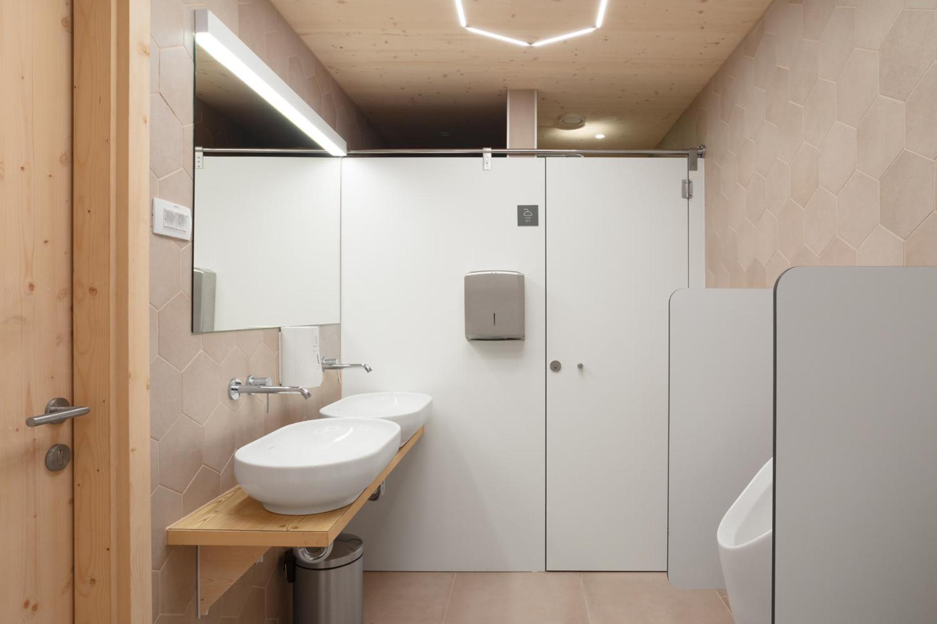 Honeybee Hostel - Hisa Kranjske Cebele Visnja Gora Exteriör bild